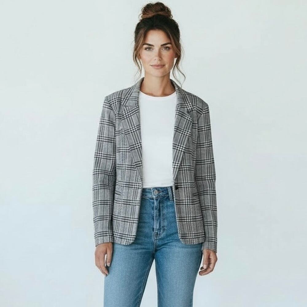 Andrée by Unit Plaid Blazer Women’s Large Gray Black Tailored Jacket NWT